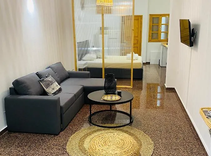 Homdwell Fine Living 1